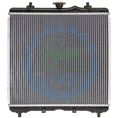 M5660 M7040 M5140 Kubotaのトラクターの予備品のラジエーター3C001-17100